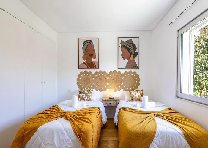 Stylish 3-bedroom Haven With A Private Pool Albufeira