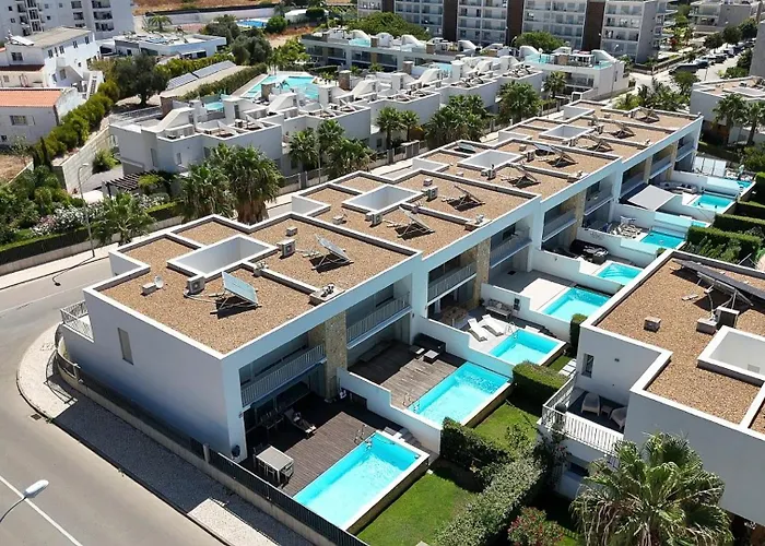 Prázdninový dům Stylish 3-bedroom Haven With A Private Pool Albufeira