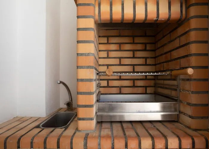 Stylish 3-bedroom Haven With A Private Pool Albufeira