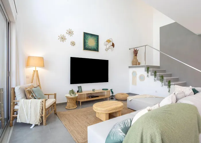 Prázdninový dům Stylish 3-bedroom Haven With A Private Pool Albufeira