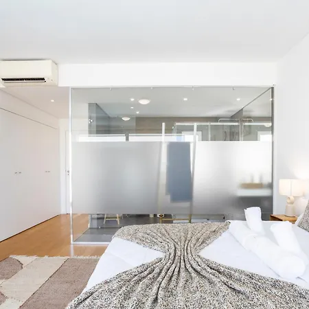 Stylish 3-bedroom Haven With A Private Pool * アルブフェイラ