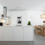 Nyaraló Stylish 3-bedroom Haven With A Private Pool